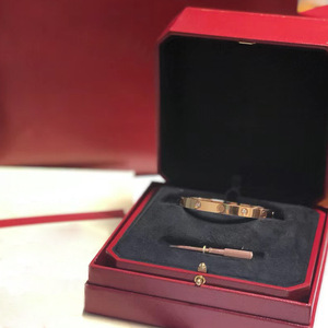 Luxe 18K Plaqué Or En Acier Inoxydable Vis Clou Bracelet Célèbre Designer Marque Bijoux Diamant Bracelet Fleur Forme pour les Fêtes - Product Image 3