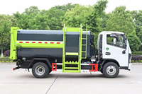 Camion à ordures compacteur diesel DONGFENG 4x2 à chargement latéral avec benne basculante et transmission manuelle, composants essentiels du moteur et de la pompe