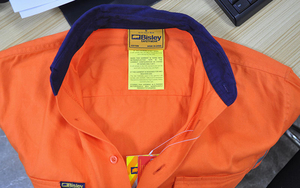 100% <span class=keywords><strong>coton</strong></span> 150gsm Twill Hi Vis chemise de travail à manches longues vêtements de travail de sécurité avec bande réfléchissante 2 tons chemise de travail - Product Image 3