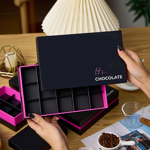 Confezione Regalo Rigida a Due Pezzi con Inserto <span class=keywords><strong>per</strong></span> Cioccolatini Ferrero Cielo Stellato <span class=keywords><strong>per</strong></span> San Valentino - Product Image 1