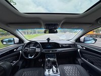 JETOUR X95 SUV 2020-2025 1.6T DCT 7 Sièges en Cuir Traction Avant Moteur Turbo R20 Volant à Gauche Toit Ouvrant Panoramique Caméra Arrière 360°