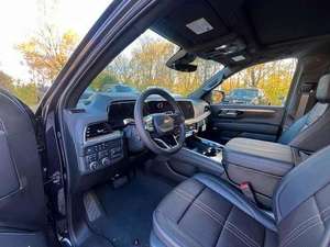 Chevrolet Suburban High Country 6.2L V8 My25 Essence, compatible E10, Transmission Automatique, 426 CV, V8, Conduite à Gauche - Product Image 6