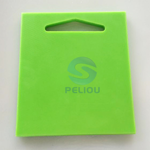 Customized colorful anti-slip pe chopping board vegetable meat plastic cutting board with handle