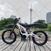 En stock entrepôt : Moto tout-terrain Sur-Ron LBX DDP, Moto électrique Sur Ron Light Bee homologuée pour la route