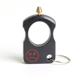 Llavero Ztc402 con diseño de cara llorona, de aleación de zinc, plateado, negro y azul, arma de defensa personal portátil. - Product Image 5