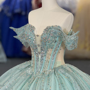 ชุดเดรสงาน Quinceanera ผ้าชีฟองสีเขียว ประดับเลื่อมและลูกปัด  ทรงบอลกาวน์  คอวี  จับจีบ  ยาวแบบ Maxi  รุ่น Dy1387 - Product Image 5