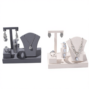 Ensemble <span class=keywords><strong>de</strong></span> présentoirs à bijoux en cuir PU pour la vente en gros, présentoirs à bagues, colliers, bracelets, présentoirs à bijoux - Product Image 2