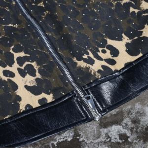 Veste décontractée personnalisée pour homme à imprimé léopard, veste streetwear à panneaux contrastés avec logo personnalisé - Product Image 5