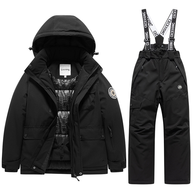 Costume noir fantôme