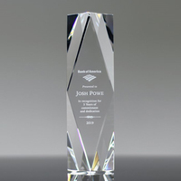 Trophée en cristal élégant à double pointe avec design symétrique, personnalisé pour la collaboration et la reconnaissance des équipes