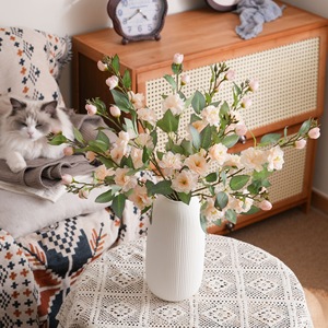 Bouquet de camélias artificiels Xiangmanlang, fleurs blanches, roses, rose clair, couleur champagne, pour la décoration de la maison et des mariages - Product Image 1