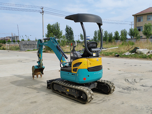 Mini-excavatrice sur chenilles d'occasion de 3 tonnes importée du Japon avec roulement de moteur, moteur et pompe - Product Image 3