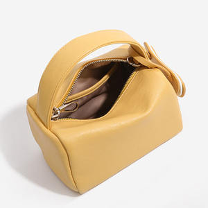 Nouvelle mode grands sacs à main fourre-tout souples pour femmes sac à bandoulière <span class=keywords><strong>banane</strong></span> mignon dames sac pratique sous les bras boîte à lunch sacs à main de navettage - Product Image 4