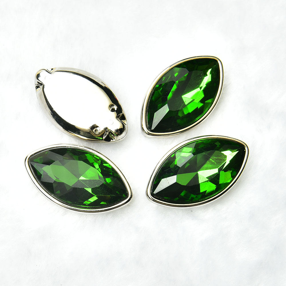 สีเขียวรอยัล