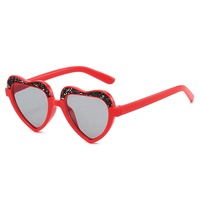 Nouvelles lunettes de soleil pour enfants en forme de cœur à paillettes, lunettes de soleil de plage en strass pour filles, lunettes de soleil de protection solaire d'extérieur