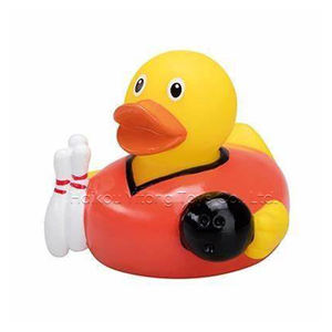 Juguetes de agua de pato de goma de rugby de PVC personalizados impresos a granel para niños: juguetes de baño de bañera adecuados para niños pequeños - Product Image 6