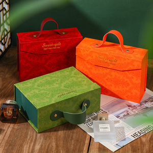 Deluxe Magnetic đóng ngăn kéo cứng nhắc Hộp quà tặng tùy chỉnh độc đáo phong cách Xử lý giấy các tông xi lanh bao bì thực phẩm nến - Product Image 1