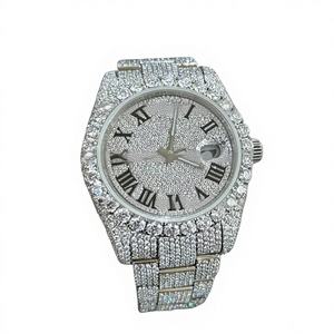 Reloj de Hombre con Esfera Romana, Correa y Bisel de Acero Inoxidable, con Diamantes Incrustados, Resistente al Agua hasta 10 Bares - Product Image 1