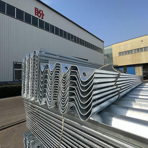 מעקה פלדה עמיד להגנה על כביש באזורים במהירות גבוהה מחוזקת הרכבת עם 1200 גרם/m2 ציפוי אבץ לשימוש בטוח - Product Image 3