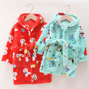Nouvelle robe <span class=keywords><strong>de</strong></span> chambre en polaire douce à capuche pour enfants, motif <span class=keywords><strong>de</strong></span> dessin animé mignon, respirante, pour bébés garçons et filles, pyjama décontracté et chaud, <span class=keywords><strong>chemise</strong></span> <span class=keywords><strong>de</strong></span> <span class=keywords><strong>nuit</strong></span> - Product Image 3