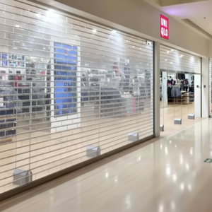 Barrière de protection automatisée à fermeture roulante haute visibilité pour les devantures de magasins et les garages commerciaux - Product Image 1