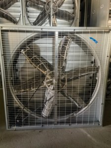 Ventilateurs axiaux électriques muraux de type ouvert 1220 mm 380 V en acier inoxydable, personnalisables ODM, pour ventilation agricole et fenêtre <span class=keywords><strong>d</strong></span>'admission <span class=keywords><strong>d</strong></span>'<span class=keywords><strong>air</strong></span> - Product Image 1