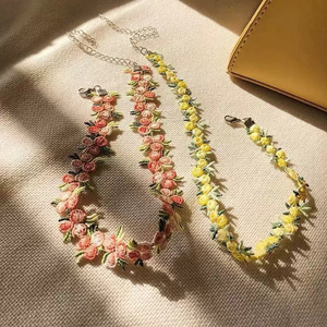 Hot Selling Light Luxury Niche Design Sweet Flower Necklace Fashionable Women's Lace Collarbone Necklace Wholesale Jewelry - Product Image 1