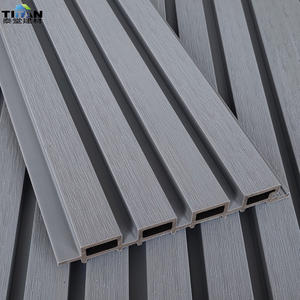 Panneaux muraux extérieurs en wpc Mur intérieur Bardage Pvc Revêtement Couleur Noyer Panneau mural Pvc Extérieur - Product Image 3