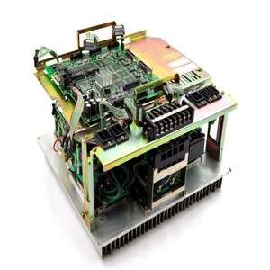 وحدة سيرفو باك أصلية جديدة تمامًا طراز Cacr-up50aab للتحكم الصناعي الآلي - Product Image 1