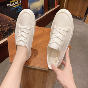 Nueva moda para mujer, zapatos informales de PVC de Color sólido para las cuatro estaciones, blancos con boca poco profunda para la lluvia de invierno - Product Image 4