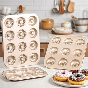 Moldes creativos de acero al carbono para donuts, mini moldes antiadherentes para hornear pasteles y galletas en casa, para uso diario. - Product Image 3