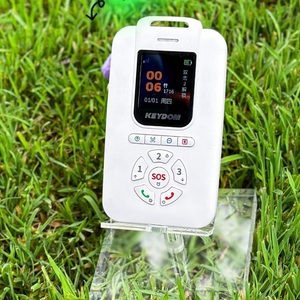 Tarjeta de Identificación Estudiantil Electrónica Inteligente Keydom K12, Navegación GPS 4G, Doble SIM, Pantalla TFT, Batería Recargable, Barra de Seguridad, Control por Aplicación - Product Image 2