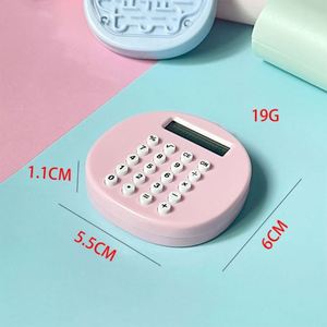 Calculatrice scientifique de poche en plastique rose mini pour enfants - Product Image 2