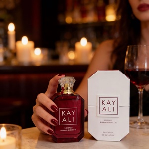 น้ำหอม <span class=keywords><strong>Kaya</strong></span> Floral สำหรับผู้หญิง EDP 50 มล. กลิ่นหอมติดทนนาน กลิ่นเชอร์รี่โรสแบบกูร์มองด์ น้ำหอมอาหรับจากดูไบ ขายส่ง ขนาดพกพา - Product Image 2