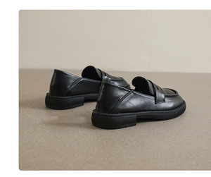Nouvelles chaussures en cuir noir d'automne <span class=keywords><strong>2022</strong></span> <span class=keywords><strong>mocassins</strong></span> à talons épais pour femmes, chaussures à bout rond pour femmes - Product Image 4