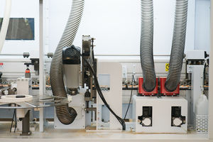 Machine à chanfreiner de haute précision 450SG, couteau de suivi supérieur/inférieur pour un ajustement parfait des panneaux à 45 degrés - Product Image 3