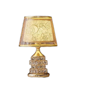 Lámpara de mesa de cristal europeo <span class=keywords><strong>dormitorio</strong></span> lámpara de noche hogar simple moderno cálido romántico <span class=keywords><strong>matrimonio</strong></span> ins lámpara de mesita de noche - Product Image 1