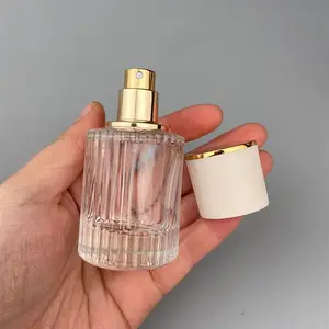 Conception de luxe de haute qualité 50ml verre vide rechargeable pulvérisation fabrication belle bouteille de parfum