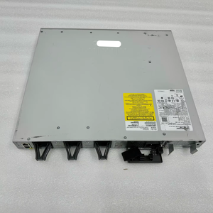Commutateur Ethernet Gigabit 24 ports série 9300L C9300L-24T-4X-E avec 4 ports SFP+ 10G pour connectivité réseau haute densité 24x Giga - Product Image 1