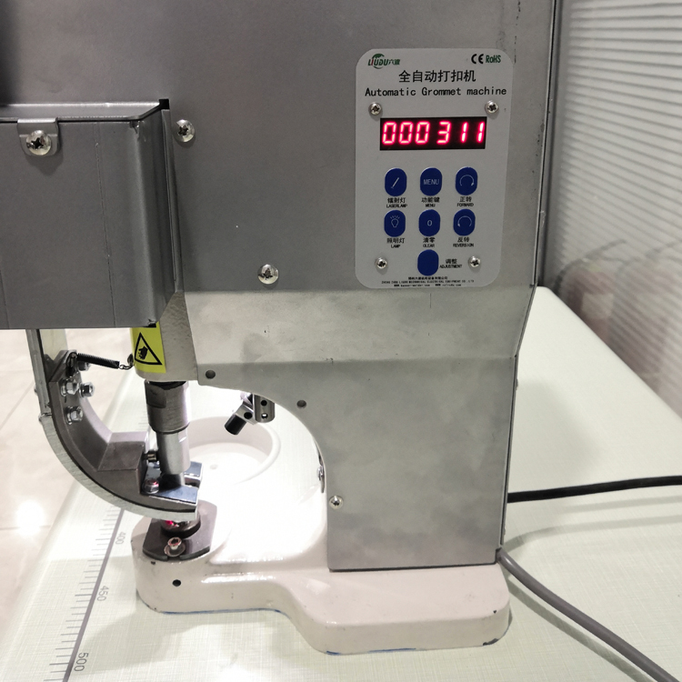 Automatic Banner Eyelet Grommet Machine
