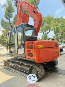 Miniexcavadora Hitachi ZX70 de Segunda Mano, 7 Toneladas, Motor con Rodamientos, Modelo 2024, Tipo Oruga, Excelente Estado, en Venta - Product Image 2
