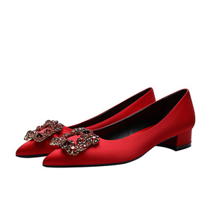 <span class=keywords><strong>Sandali</strong></span> da sposa con <span class=keywords><strong>tacco</strong></span> <span class=keywords><strong>basso</strong></span> per le donne eleganti pompe di strass di lusso scarpe eleganti da lavoro femminili scarpe Casual da ufficio per la carriera delle signore - Product Image 1