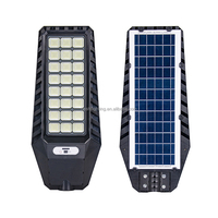 Fabricant de lampe solaire à LED intégrée de 150w Angle d'éclairage de 120 degrés IP66 Lampadaire solaire étanche