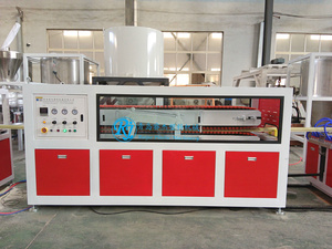 MÁQUINA PARA HACER PERFILES DE VENTANAS DE PVC/UPVC/WPC/PANEL DE PARED DE MARCO FOOR/REVESTIMIENTO/PISO/ZAPATOS MÁQUINA DE PERFIL DE PUERTA - Product Image 5