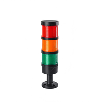Tour de balise multi-niveaux 360° à modules LED haute intensité en PC, protection IP55, lumière clignotante pour la sécurité des pistes aéroportuaires