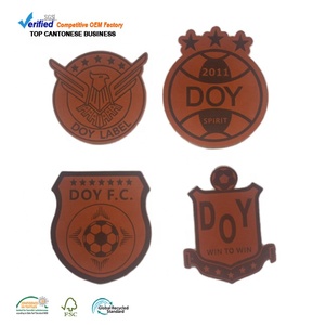 Pemasok tambalan pakaian asli Logo merek desain kustom Label kulit asli untuk jins - Product Image 4