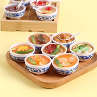 Miniatura de PVC estilo chino, simulación de porcelana azul y blanca, tazón pequeño para verduras y fideos, modelo de comida en miniatura para juego de cocina, adorno para caja de juguetes.