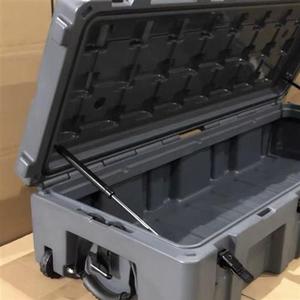 Boîte de rangement robuste 110L, en plastique rigide rotomoulé, pour 4x4, montage sur galerie de toit, profil bas, couleur beige désert - Product Image 6