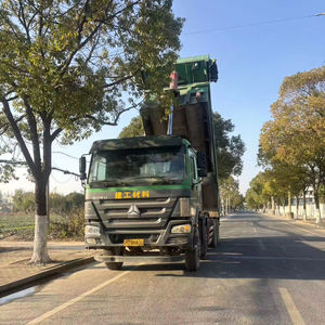 Camion à benne basculante d'occasion HOWO 8*4 Prix ​​abordable Excellentes performances Camion à benne basculante d'occasion HOWO à vendre 12 pneus - Product Image 1