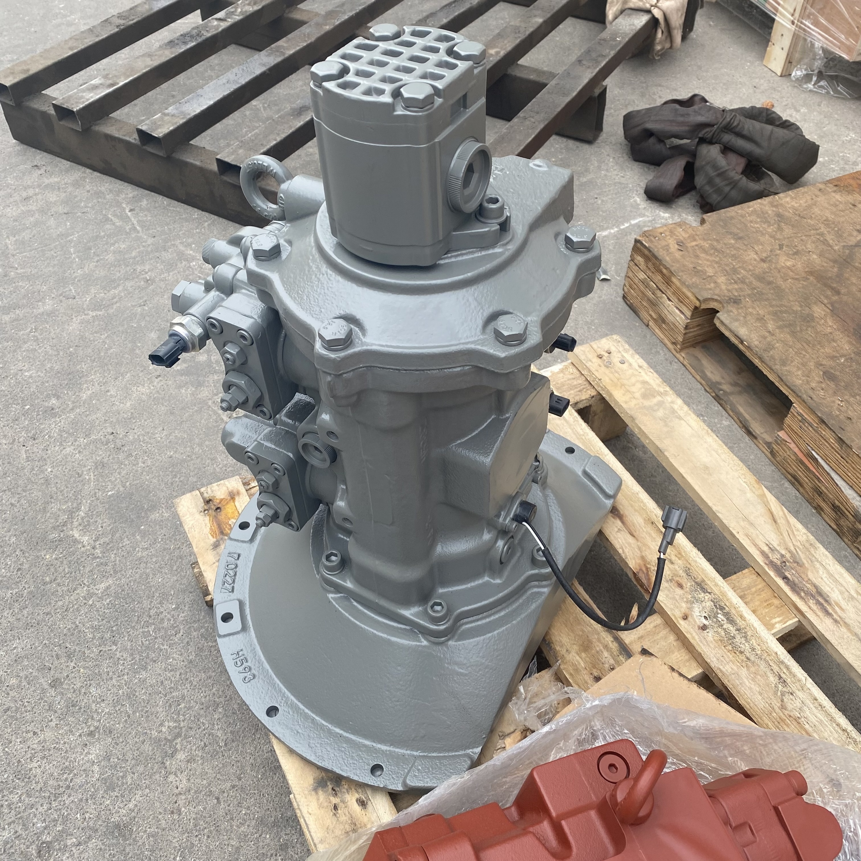 Main Hydraulic Pump Assembly 9227636 for Hitachi ZX110 Excavator